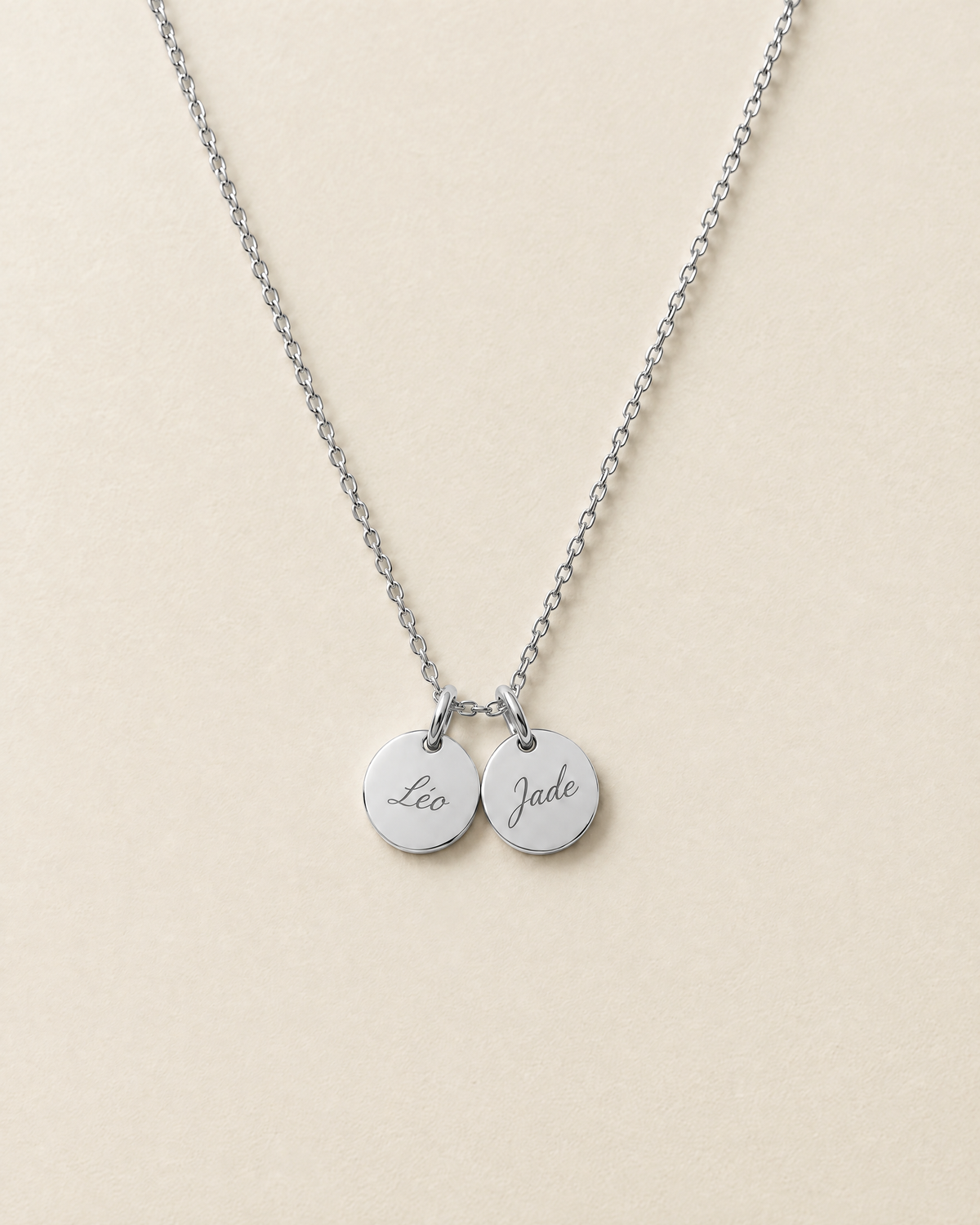 Collier Maman, modèle Médailles gravées, finition argentée